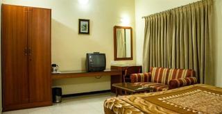 Hotel Bombay Tiffanys Mysore Exterior foto